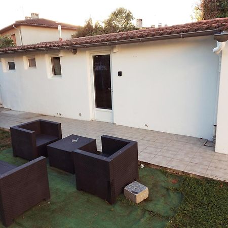 Studio Au Calme Wifi 600M Centre Ville Parking Gratuit Devant Castres  Exterior foto