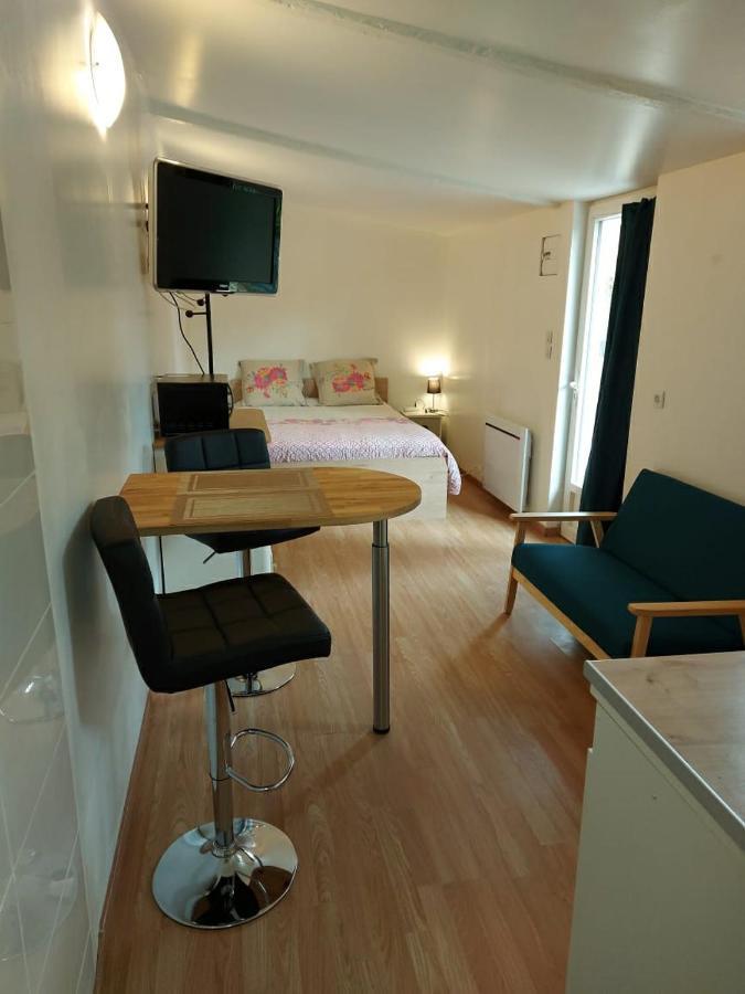 Studio Au Calme Wifi 600M Centre Ville Parking Gratuit Devant Castres  Exterior foto